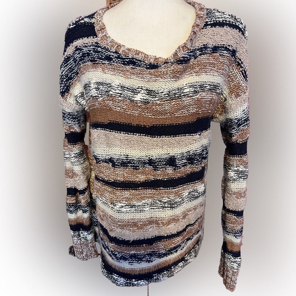 NWT American Eagle Oversized Knot Sweater M